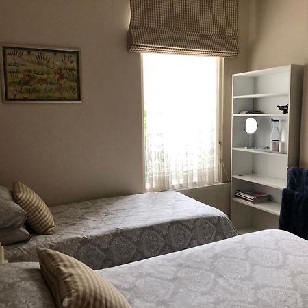 Bed and Breakfast Helena Host Family London Exterior foto